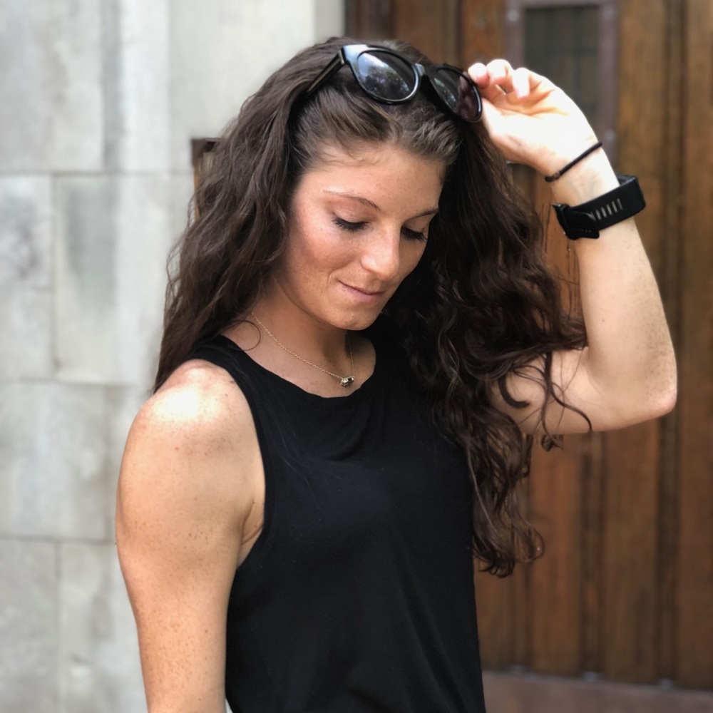 Meet your Posher, Becca